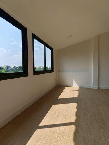 picture 🏠🔥 2-Storey Townhome in Minburi–Ramintra Area, Prime Location, Easy Access, Ready to Move In 🔥🏠 - 28/30
