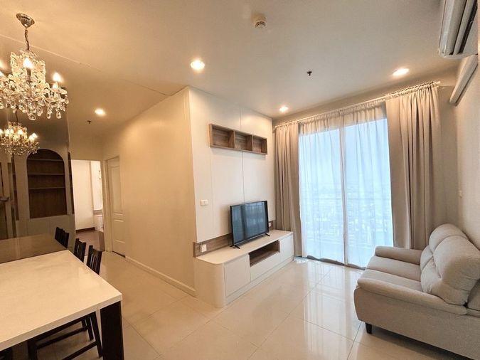 รูป Best Price 💗 ให้เช่า Q House sathron ห้องสวยมาก ราคาดีสุดๆ ตกแต่งพร้อมเข้าอยู่ | Code DS2300 Line : @Dstay - รูปที่ 2/14