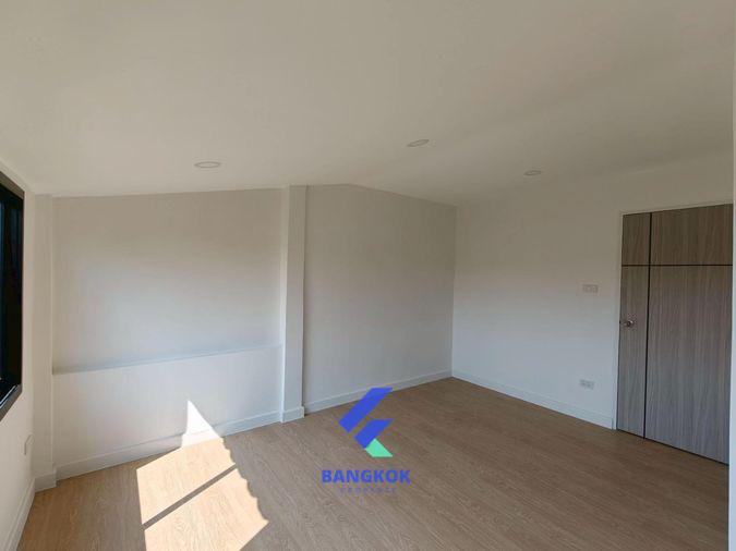 picture 🏠🔥 2-Storey Townhome in Minburi–Ramintra Area, Prime Location, Easy Access, Ready to Move In 🔥🏠 - 29/30