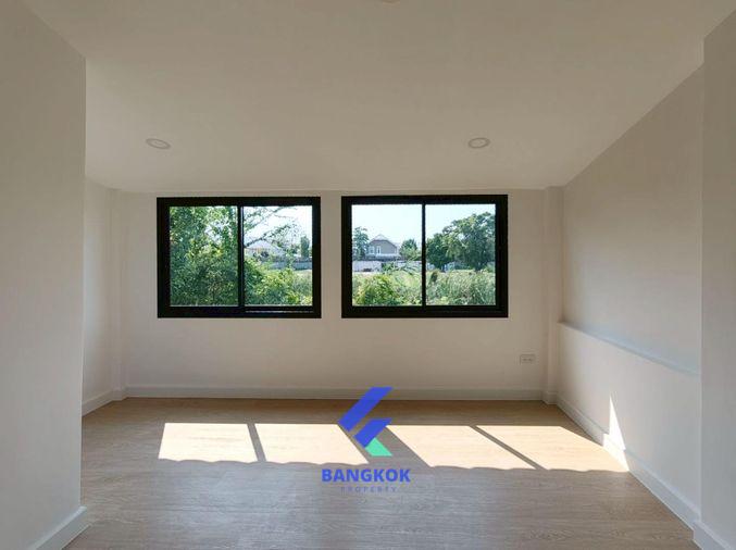 picture 🏠🔥 2-Storey Townhome in Minburi–Ramintra Area, Prime Location, Easy Access, Ready to Move In 🔥🏠 - 7/30