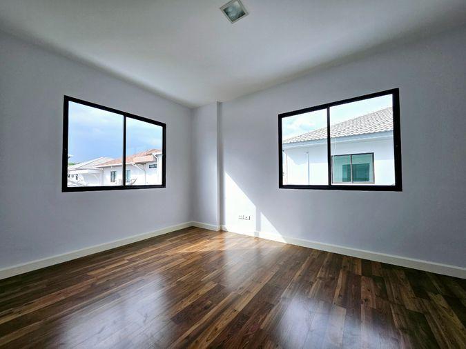 รูป 🏠 บ้านเดี่ยวหลังใหญ่ 6 ห้องนอน – ตอบโจทย์ทั้งอยู่อาศัยและ work from home - รูปที่ 33/42
