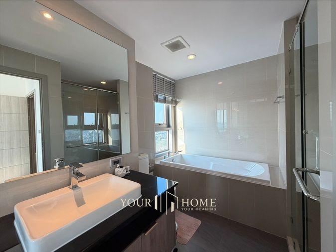 รูป ห้องนี้วิวเดียวกับ Penthouse เลยค้าบ : The Symphony 3 ห้องนอน 2 ห้องน้ำ ชั้น 38 พื้นที่ 122 ตรม. - รูปที่ 21/24