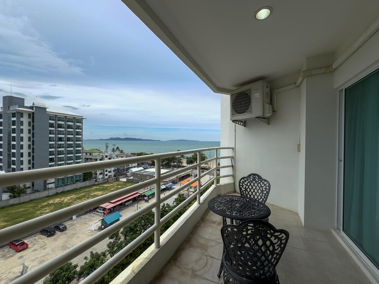 picture Luxury Studio Condo for Sale in Jomtien Pattaya at View Talay 8 - 11/15