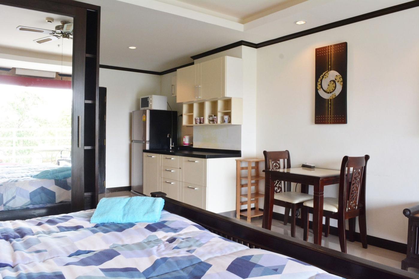 รูป Large Studio Condo for Sale in Jomtien Pattaya at View Talay 5D - รูปที่ 5/17