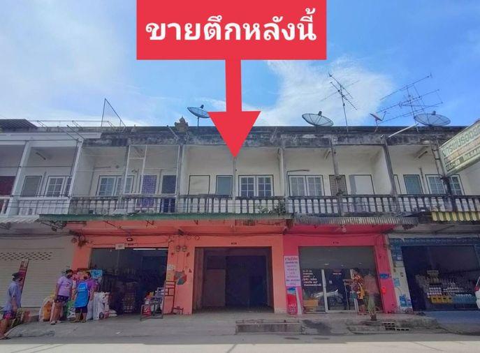 รูป ขายตึกแถวชุมพร ทำเลดี เหมาะกับทำการค้าขาย มีเพียงห้องเดียวเท่านั้น - รูปที่ 2/17