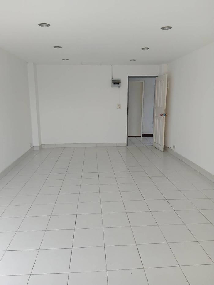 picture Urgent Sale 🔥 Thippharoek Condominium 🔥 Corner unit, convenient location, near Bang Bamru BTS station. - 2/13