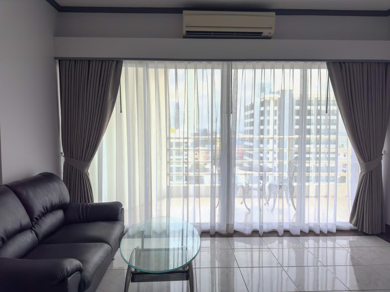picture Luxury Studio Condo for Sale in Jomtien Pattaya at View Talay 8 - 2/15