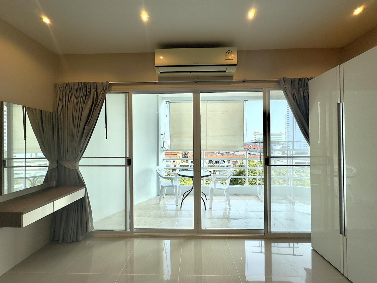 รูป Studio Condo for Sale in Jomtien Pattaya at View Talay 5D - รูปที่ 10/18