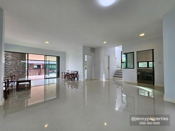 รูป 🏠 บ้านเดี่ยวหลังใหญ่ 6 ห้องนอน – ตอบโจทย์ทั้งอยู่อาศัยและ work from home - รูปที่ 11/42