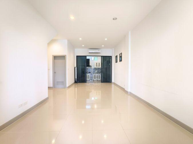 รูป ขาย Premium Place Mix Ekamai-Ramintra  25.4 ตร.ว. โฮมออฟฟิศหรู 4 ชั้น 2 ห้องทำงานใหญ่ 3 ห้องนอน 4 ห้องน้ำ ติดถนนนวลจันทร์ หน้ากว้าง 5.5 เมตร  - รูปที่ 2/13