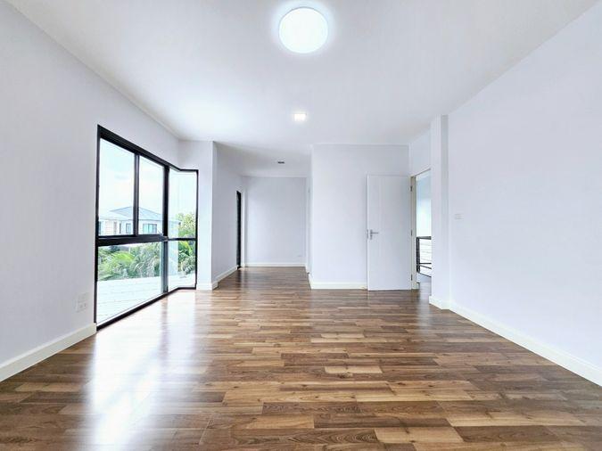 รูป 🏠 บ้านเดี่ยวหลังใหญ่ 6 ห้องนอน – ตอบโจทย์ทั้งอยู่อาศัยและ work from home - รูปที่ 29/42