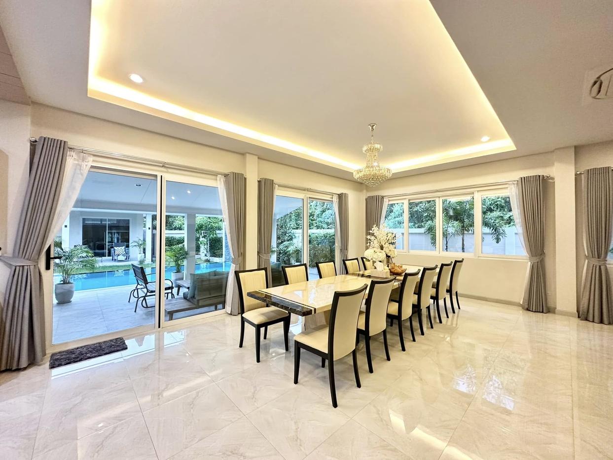 รูป Pool Villa in Huay Yai 6 Beds for Rent - รูปที่ 6/17