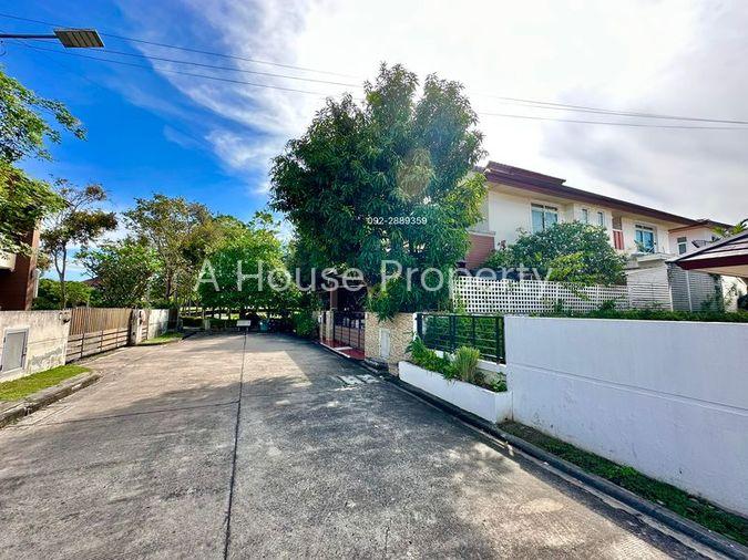 picture High-quality detached houses in The Boulevard Sriracha project, move in Ready. - 7/8