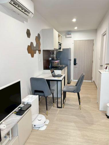 picture Thana Astra Sathorn-Chan Condominium - 1/22