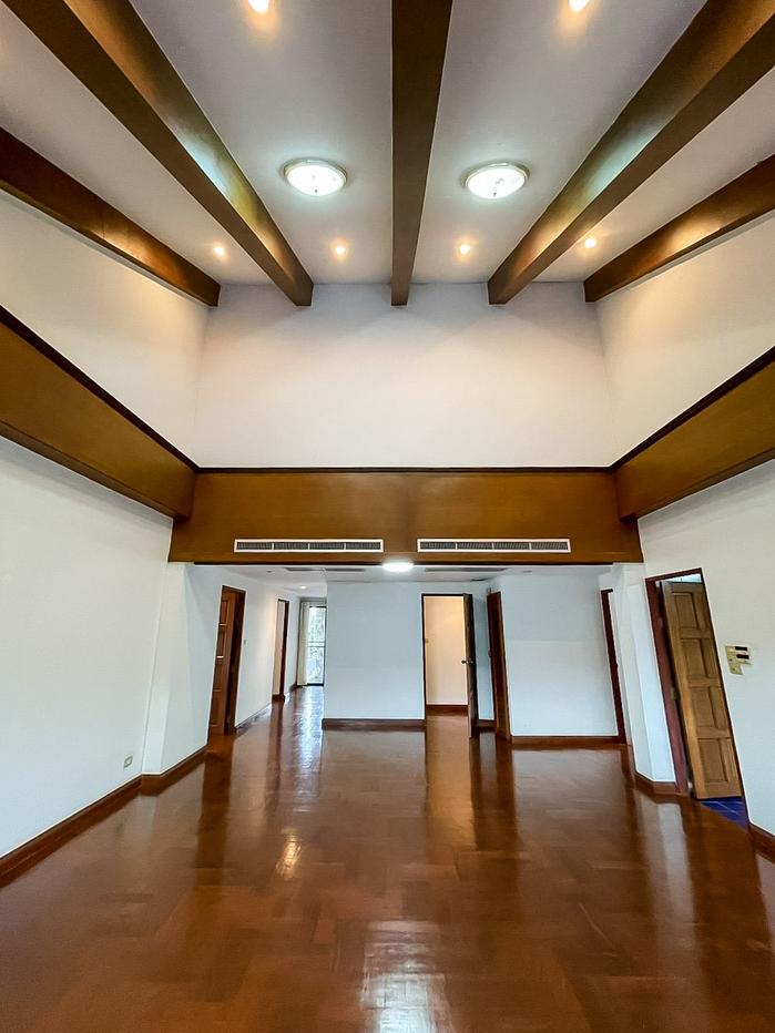 picture Golf View Condo Home Spacious for Sale with Golf Course View - 1/9