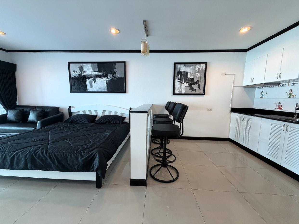 รูป 1 Bedroom Condo for Sale at Platinum Suites in Thepprasit Pattaya - รูปที่ 4/17