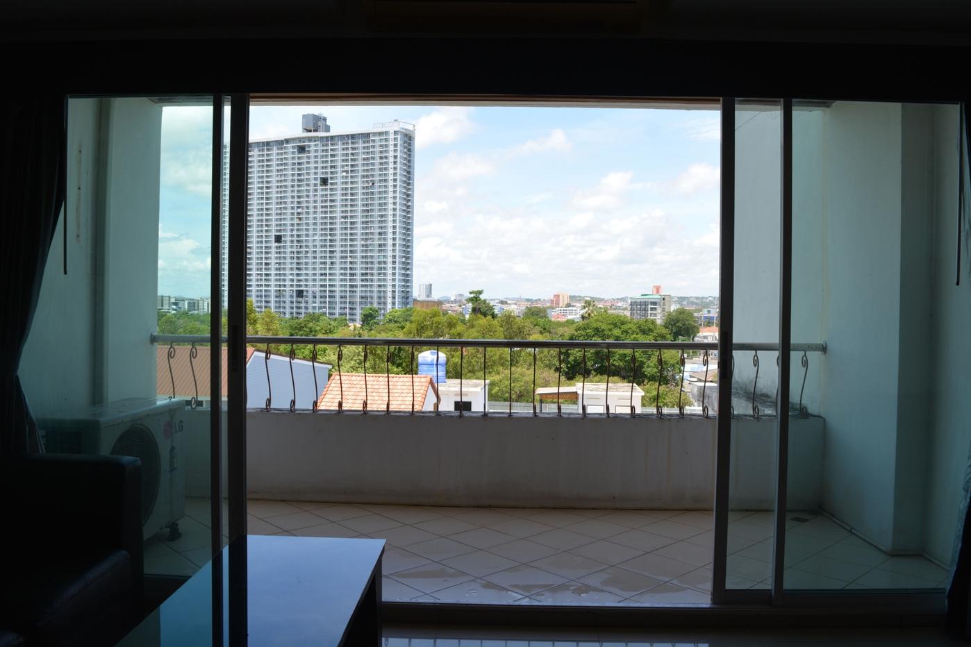 รูป 1 Bedroom Condo for Rent at Platinum Suites in Thepprasit Pattaya - รูปที่ 15/18