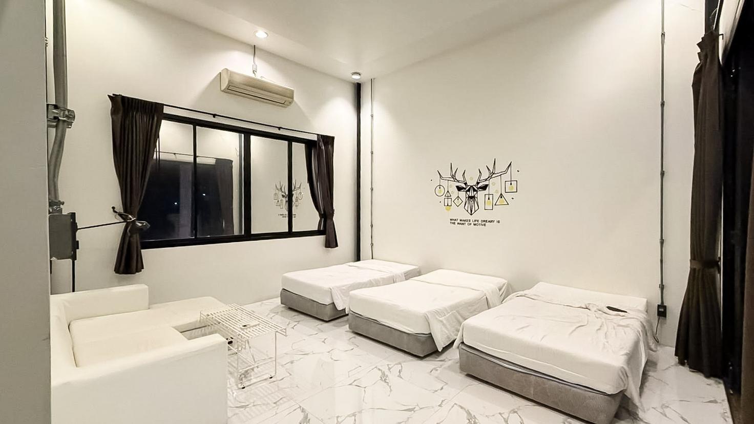 รูป Single Detached Pool Villa for Sale Huai Yai Na Jomtien - รูปที่ 9/19