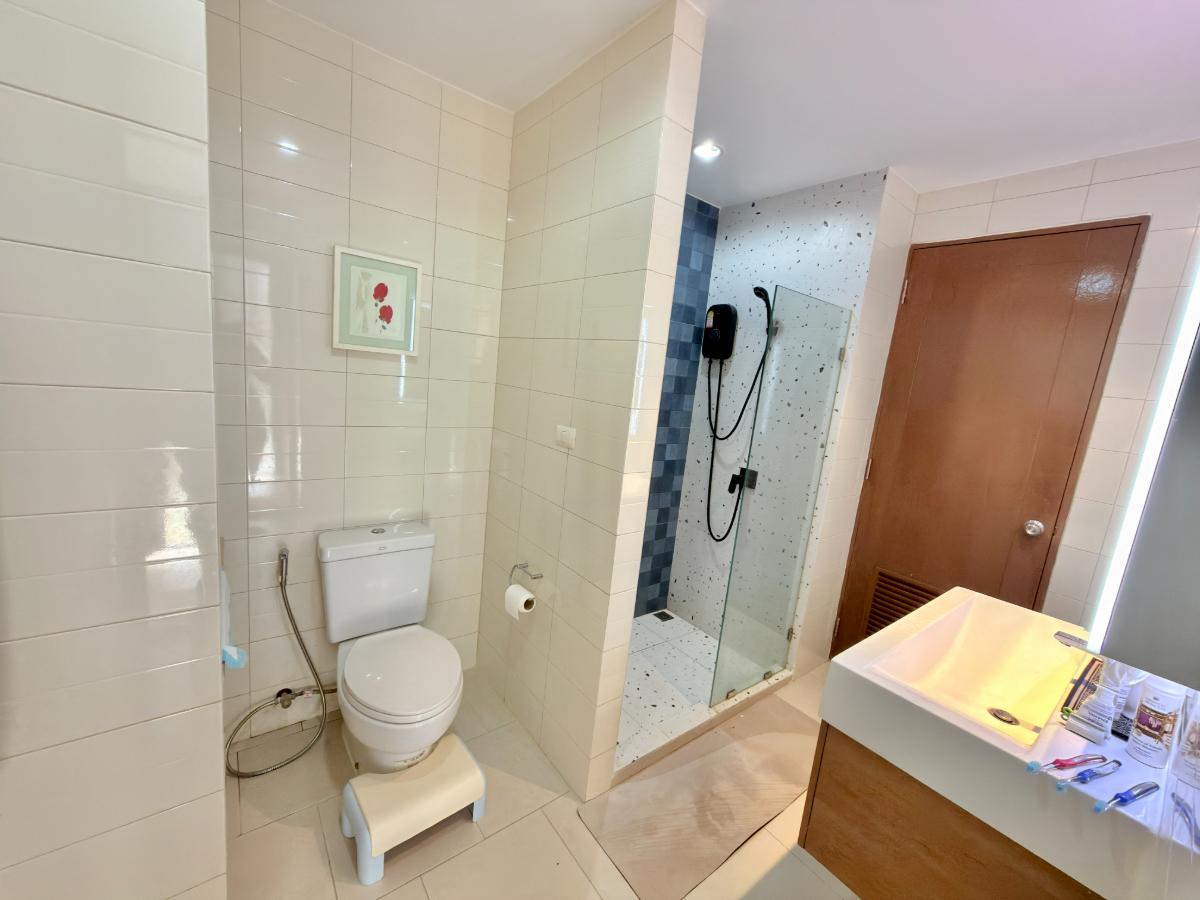 picture  Apple Sukhumvit – Bearing For Sale - 16/18