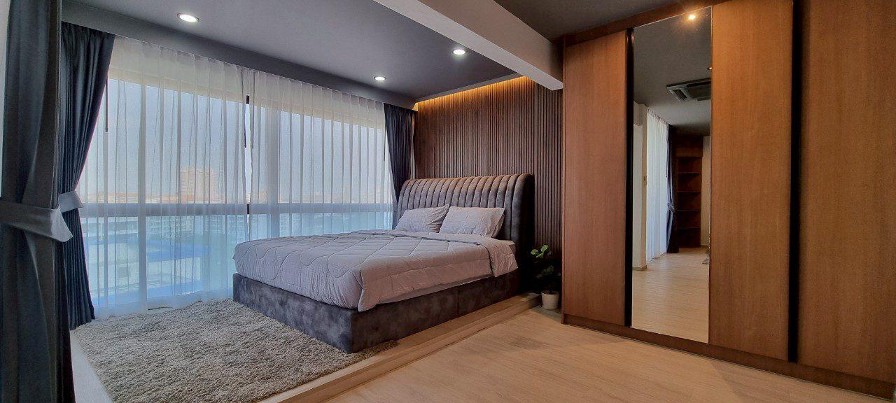 picture Stunning Penthouse for Sale at Sombat Condoview Pattaya - 15/32