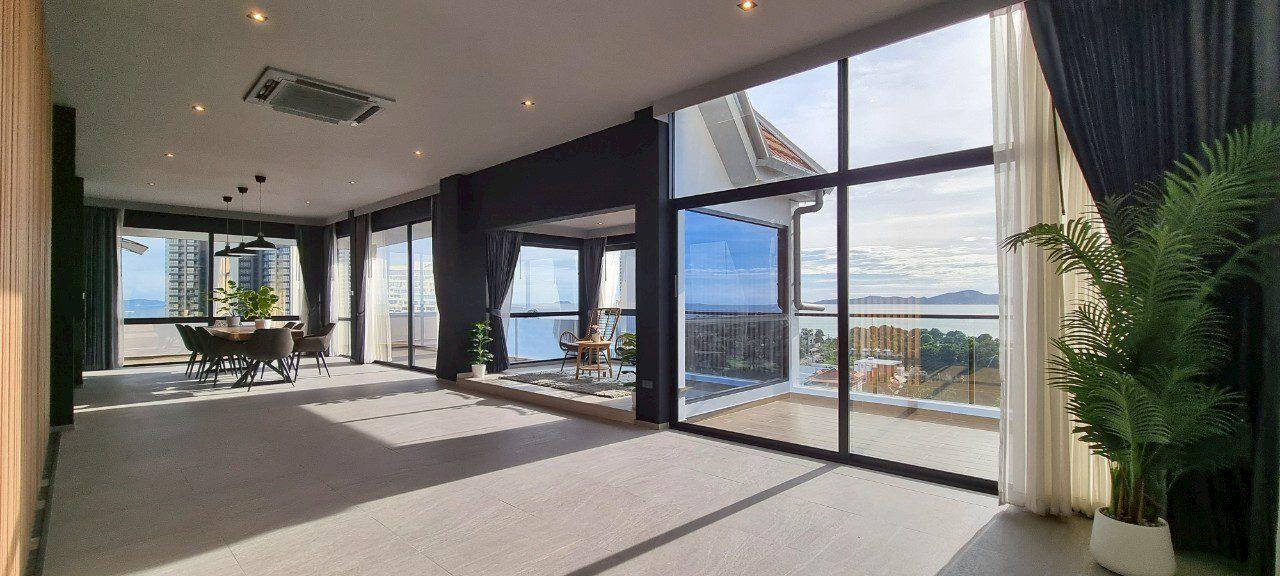 picture Stunning Penthouse for Sale at Sombat Condoview Pattaya - 8/32