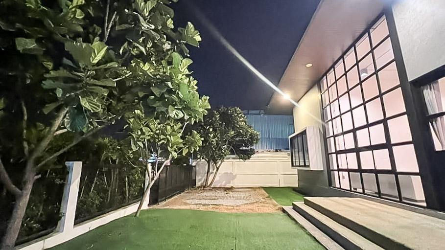รูป Single Detached Pool Villa for Sale Huai Yai Na Jomtien - รูปที่ 18/19