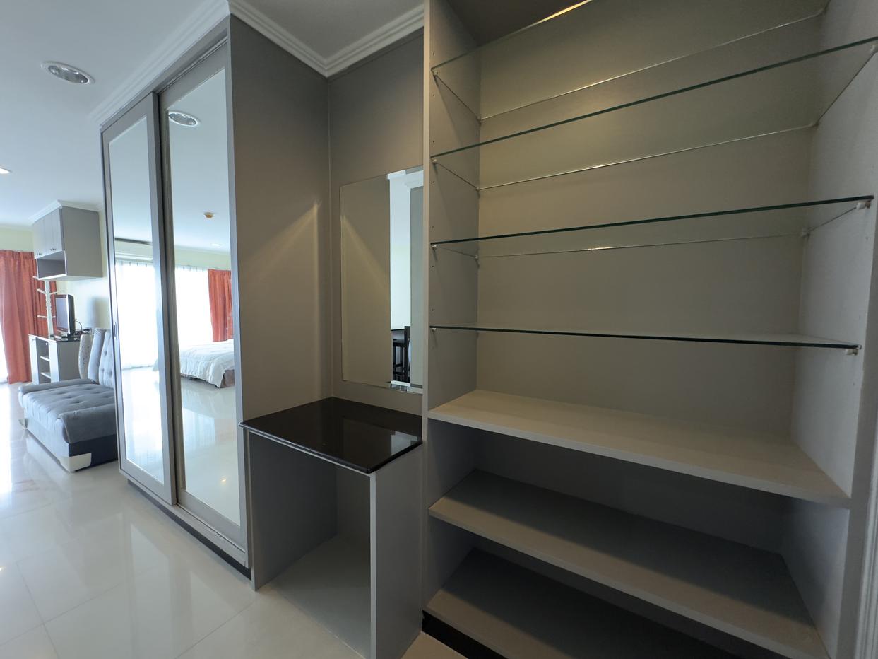 รูป 1 Bedroom Condo for Sale at Platinum Suites in Thepprasit Pattaya - รูปที่ 9/19