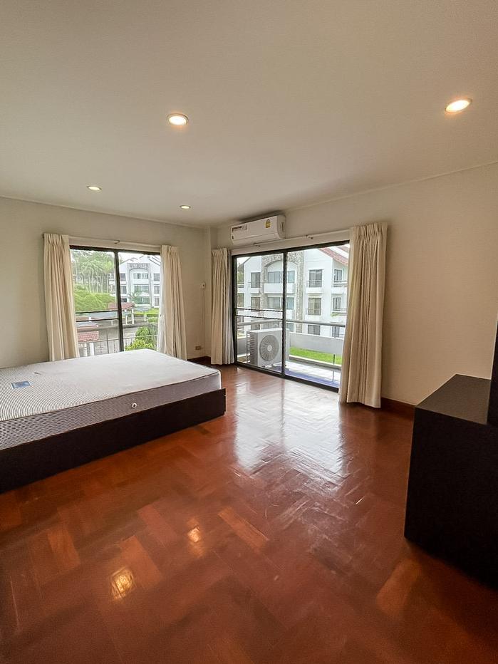 picture Golf View Condo Home Spacious for Sale with Golf Course View - 5/9