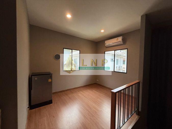 รูป 🏠 ให้เช่าบ้าน : Passorn Prestige Bangna - Suvarnabhumi (ภัสสร เพรสทีจ บางนา - สุวรรณภูมิ) รหัสทรัพย์ | 📌LNP-H928 - รูปที่ 5/10