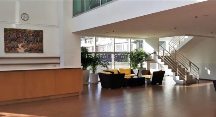 picture β¨ For Sale: Villa Sathorn Condo β¨ π° Only 4,700,000 THB - 4/5