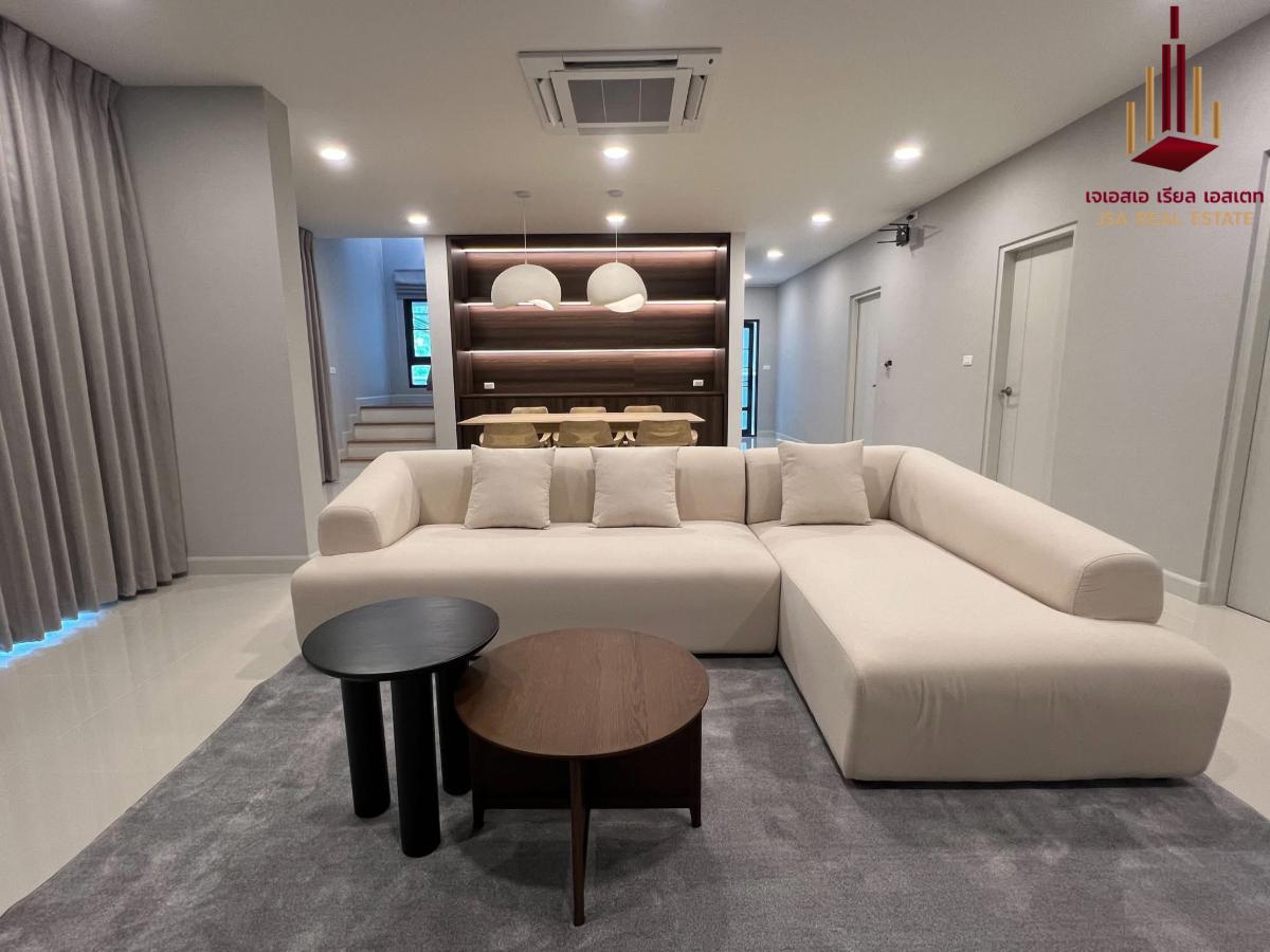 picture ✨ For Rent: Centro Bangna✨   💰 Only 140,000 THB/month - 2/11