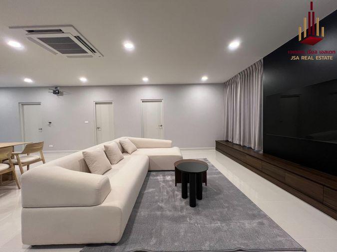 picture ✨ For Rent: Centro Bangna✨   💰 Only 140,000 THB/month - 3/11