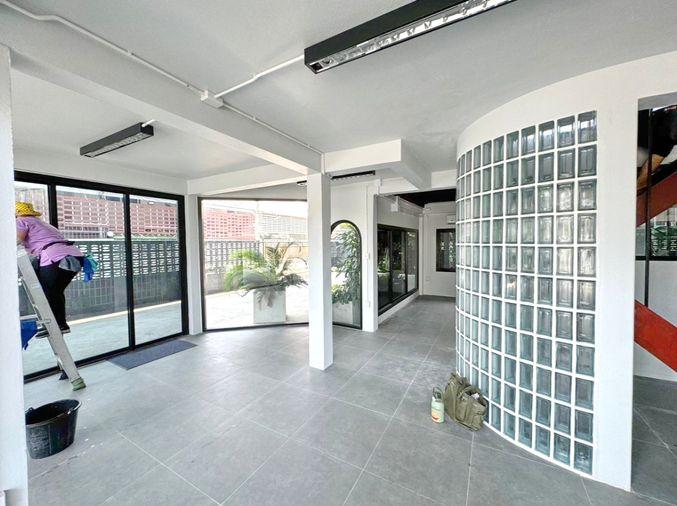 picture HK0658, Office Building for rent 4 Br, Ratchada-Ladprao. - 2/5