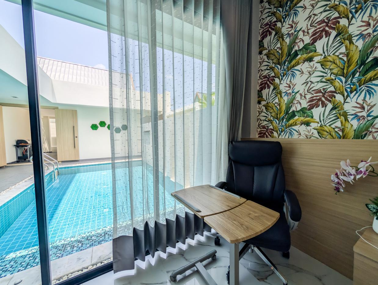 picture Pool Villa for Sale East Pattaya Modern Luxury Nordic Design - 12/23