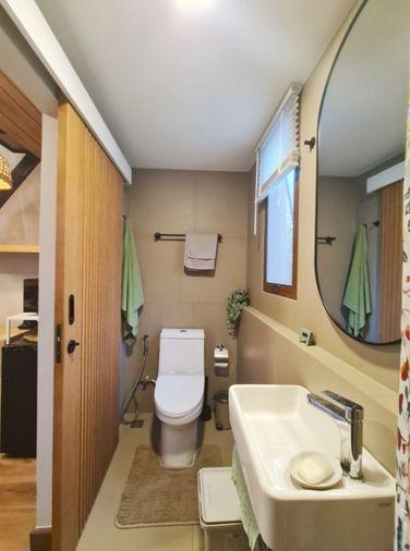 picture Prefabricated modular homes for sale. Loft style, balcony, and includes a pet house. Construction services available nationwide. - 14/15