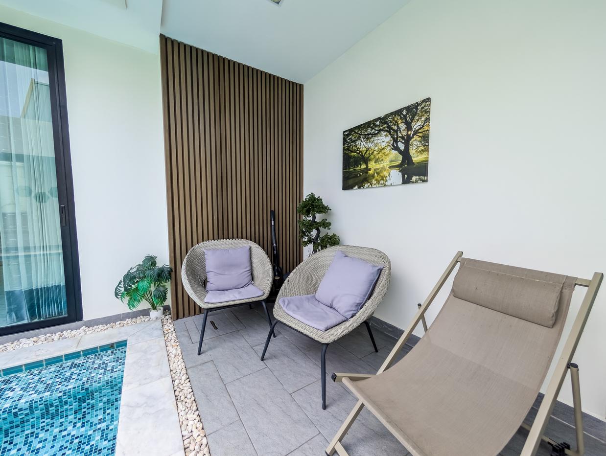 picture Pool Villa for Sale East Pattaya Modern Luxury Nordic Design - 3/23