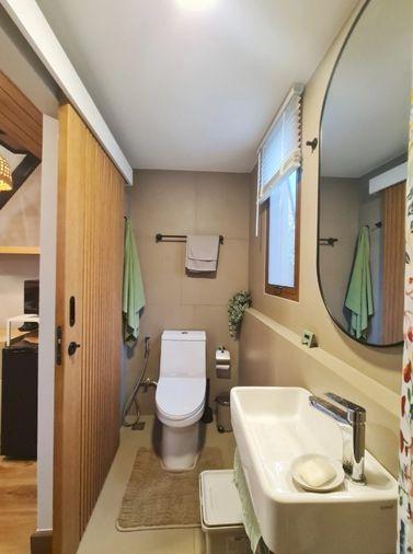 picture Prefabricated modular homes for sale. Loft style, balcony, and includes a pet house. Construction services available nationwide. - 13/15