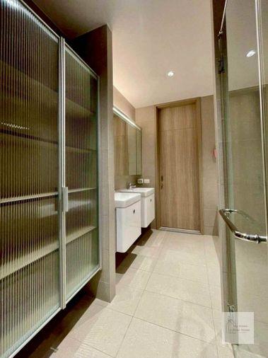 รูป ให้เช่าคอนโดติดBTS เพลินจิต 📍 Noble Ploenchit 📍 Type 3 Bedrooms ราคาเช่า 160,000/ month - รูปที่ 12/19