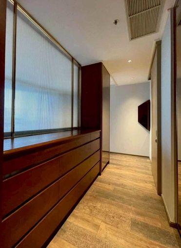 รูป ให้เช่าคอนโดติดBTS เพลินจิต 📍  Noble Ploenchit   📍 Type 3 Bedrooms ราคาเช่า  160,000/ month  - รูปที่ 17/19