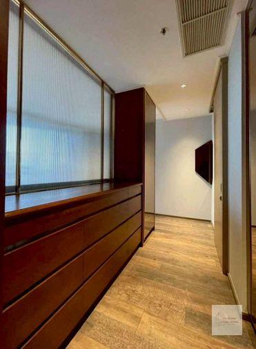 รูป ให้เช่าคอนโดติดBTS เพลินจิต 📍 Noble Ploenchit 📍 Type 3 Bedrooms ราคาเช่า 160,000/ month - รูปที่ 17/19