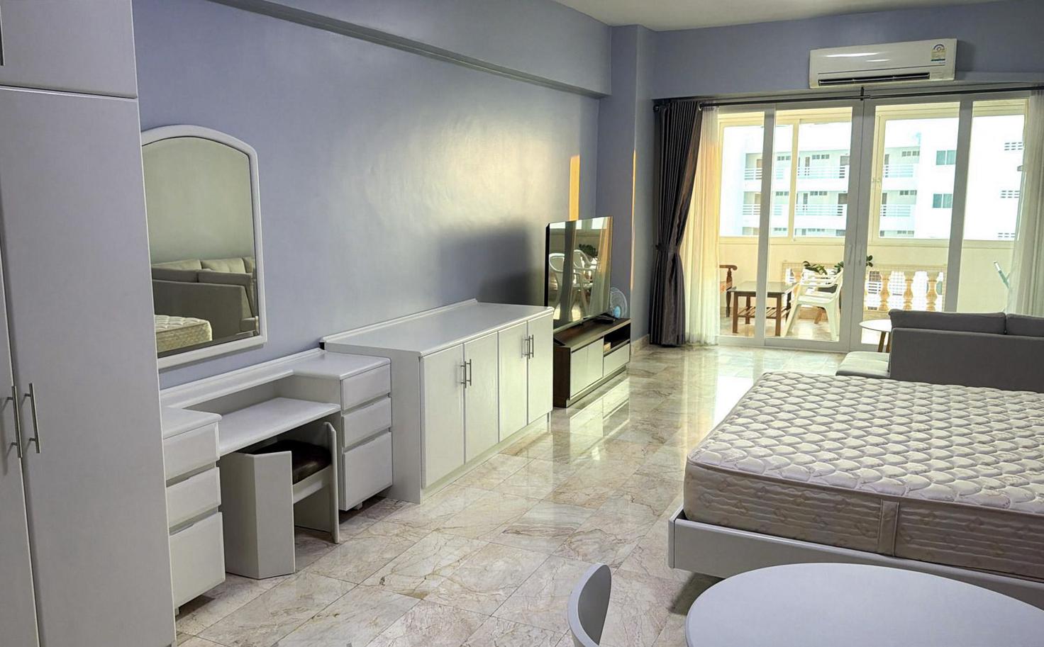 รูป Studio Condo for Rent Jomtien Complex Condotel - รูปที่ 2/10