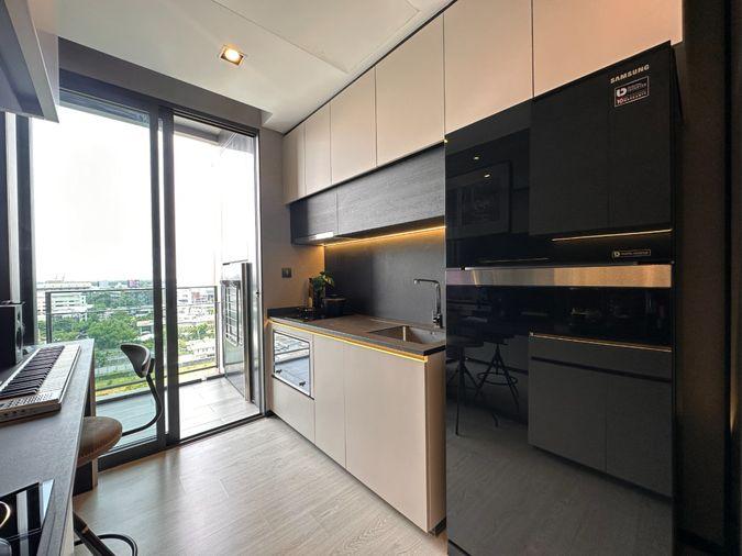 picture 🔥Hot Deal🔥 Exclusive Unit from Developer 𝐓𝐡𝐞 𝐑𝐨𝐨𝐦 Sukhumvit 38 1 bedroom in the middle of Sukhumvit, only 7.5 million baht* - 11/14