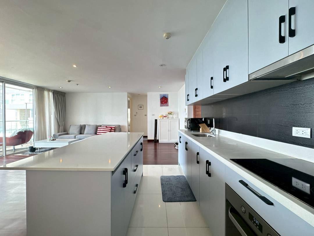 picture 2 Bedroom Condo for Sale The View Cozy Beach Pratumnak Hill - 6/13