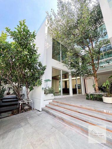 รูป ให้เช่าบ้านเดี่ยว 📍 Vive Ekkamai Ramintra 📍 ขนาด 801 ตรม ราคาเช่า 400,000/ month - รูปที่ 2/15