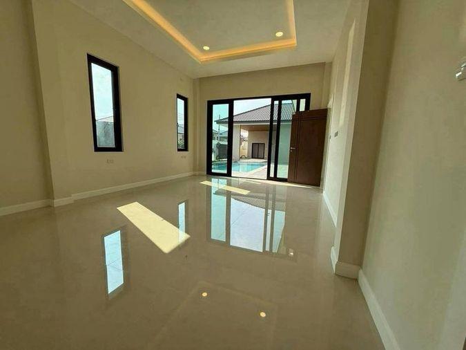 รูป ขายบ้านเดี่ยว หมู่บ้านการ์เด้นวิลล์ 9 พัทยา ทำเลดี เงียบสงบ - รูปที่ 3/9