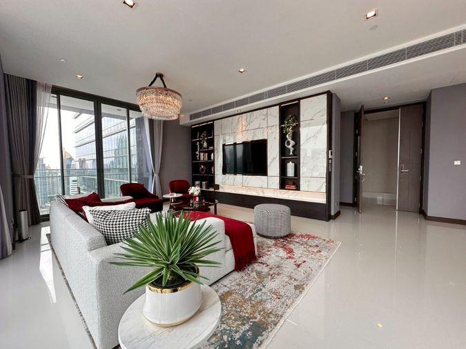 picture Starting from THB 20 million, own a Sukhumvit condominium with fixed parking and direct 0-metre access to the Green Line BTS. - 1/22