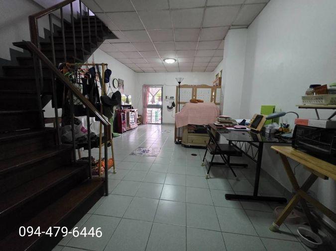 picture Krungthong4 nawamin 111 rd., Lotus phokeaw - 5/12