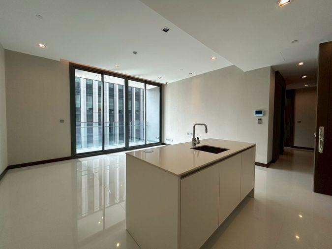 picture Starting from THB 20 million, own a Sukhumvit condominium with fixed parking and direct 0-metre access to the Green Line BTS. - 7/22