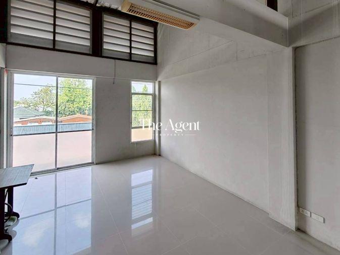 รูป ให้เช่า สำนักงาน-โกดัง ลาดพร้าว101–โยธินพัฒนา เนื้อที่ 180 ตร.ว. พท.ใช้สอย 905 ตร.ม. 4 ชั้น โซล่าเซลล์ 10kW รองรับ คลังสินค้า ใกล้เลียบด่วน นวมินทร์ - รูปที่ 6/32