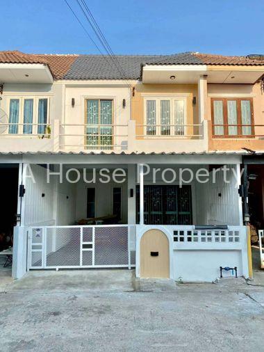 รูป ขายทาวน์โฮม หมู่บ้านเพิ่มทรัพย์ รีโนเวทใหม่ ติดถนนหลัก บึงวรกิจ - รูปที่ 1/15